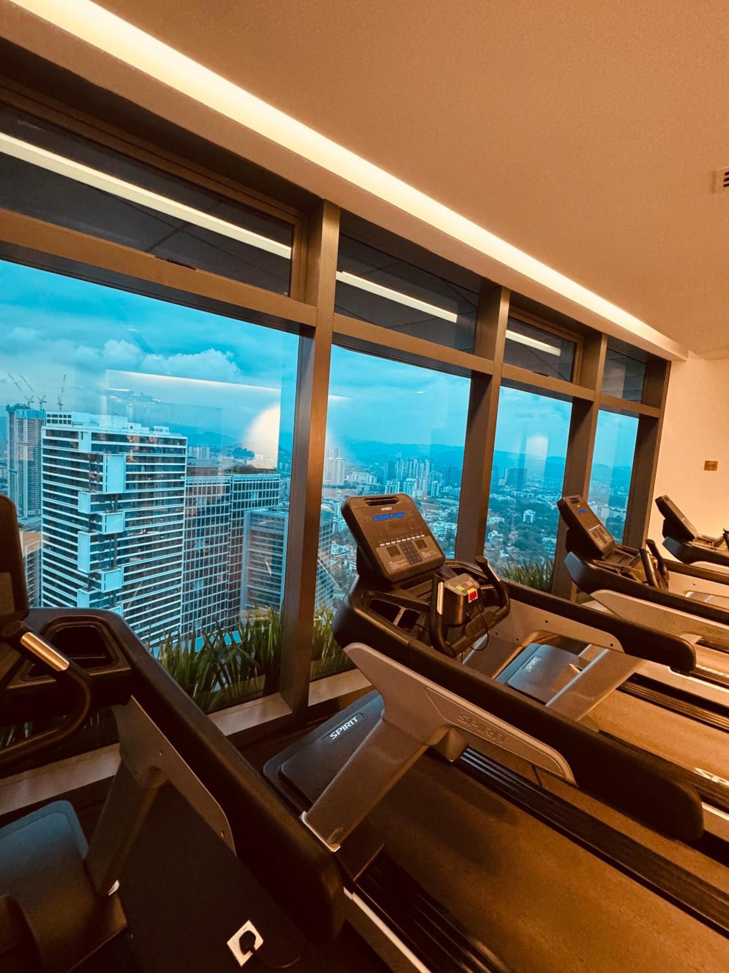 Eaton Service Apartment At Klcc Kuala Lumpur Exterior photo